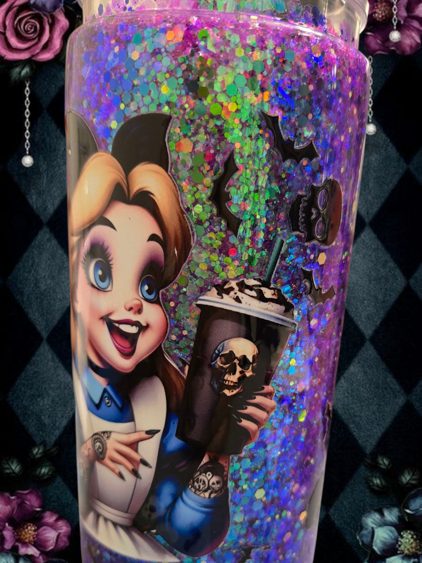 🖤🕰️ Spooky Alice in Wonderland Cup 🕰️🖤