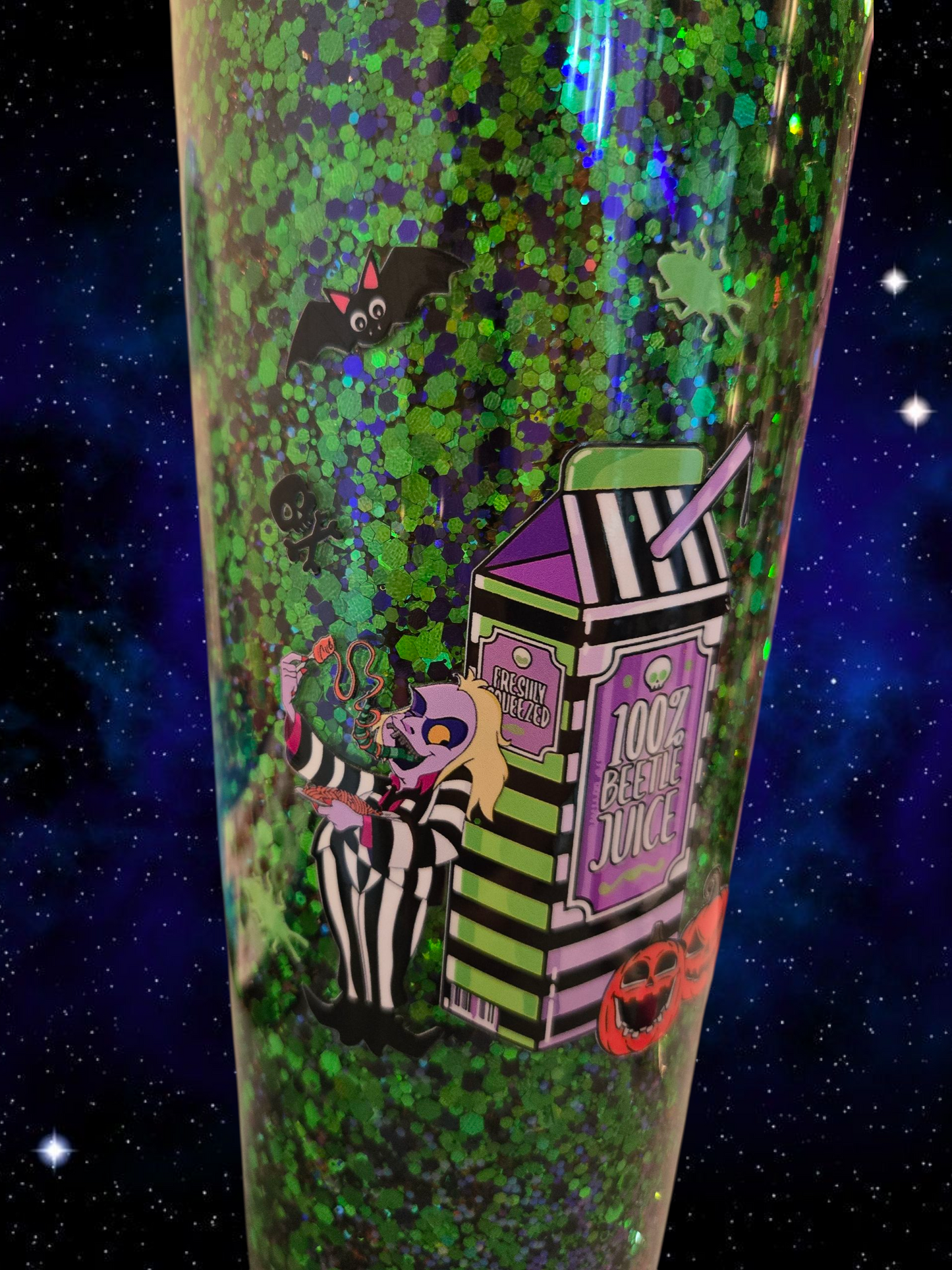 ✨ Goosebumps 24 oz Cup – Green Glitter