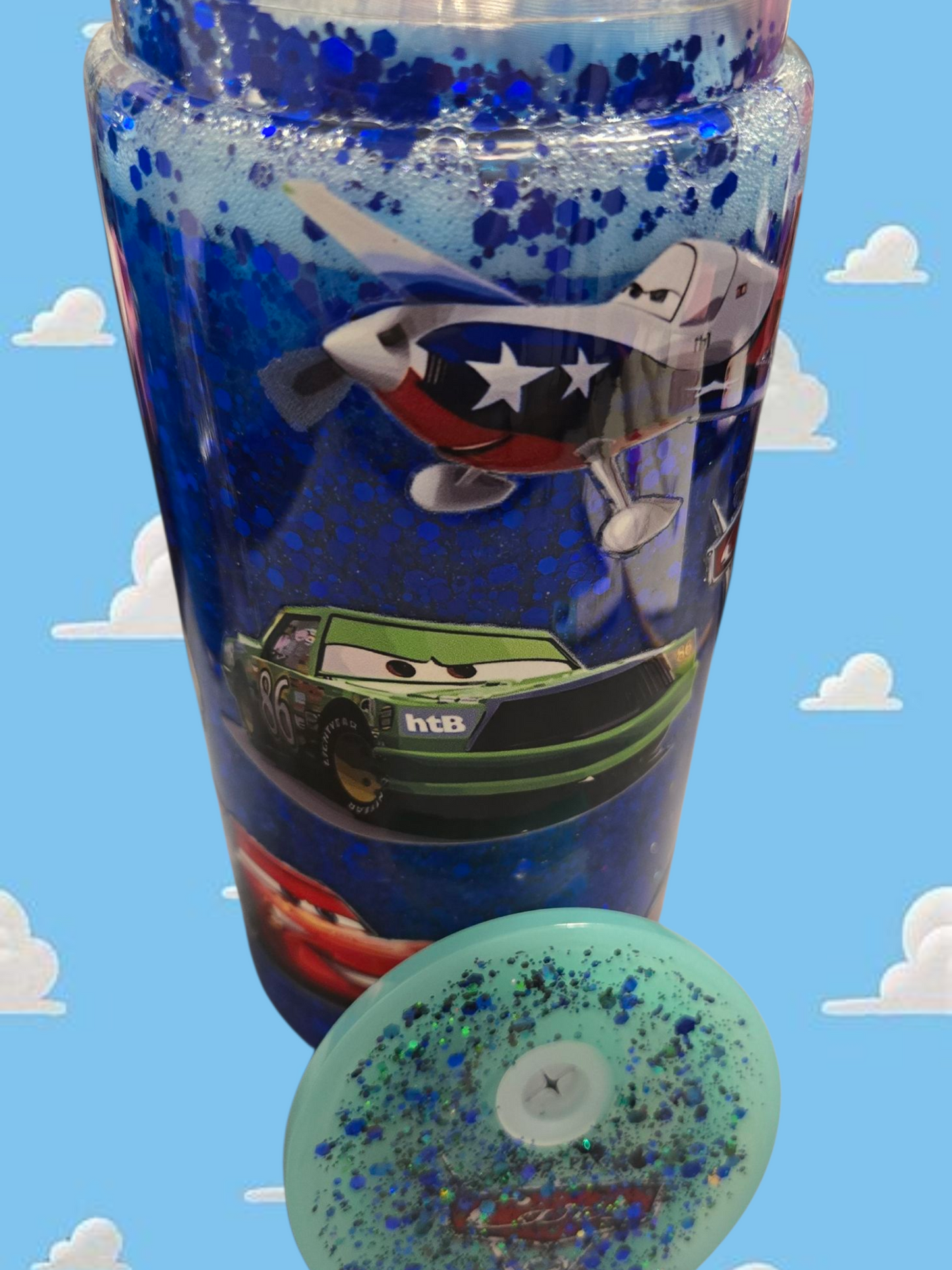 ✨🚗✈️ Disney Cars & Planes Snow Globe Cup ✨
Bring the magic of Cars and Planes to your drinks!