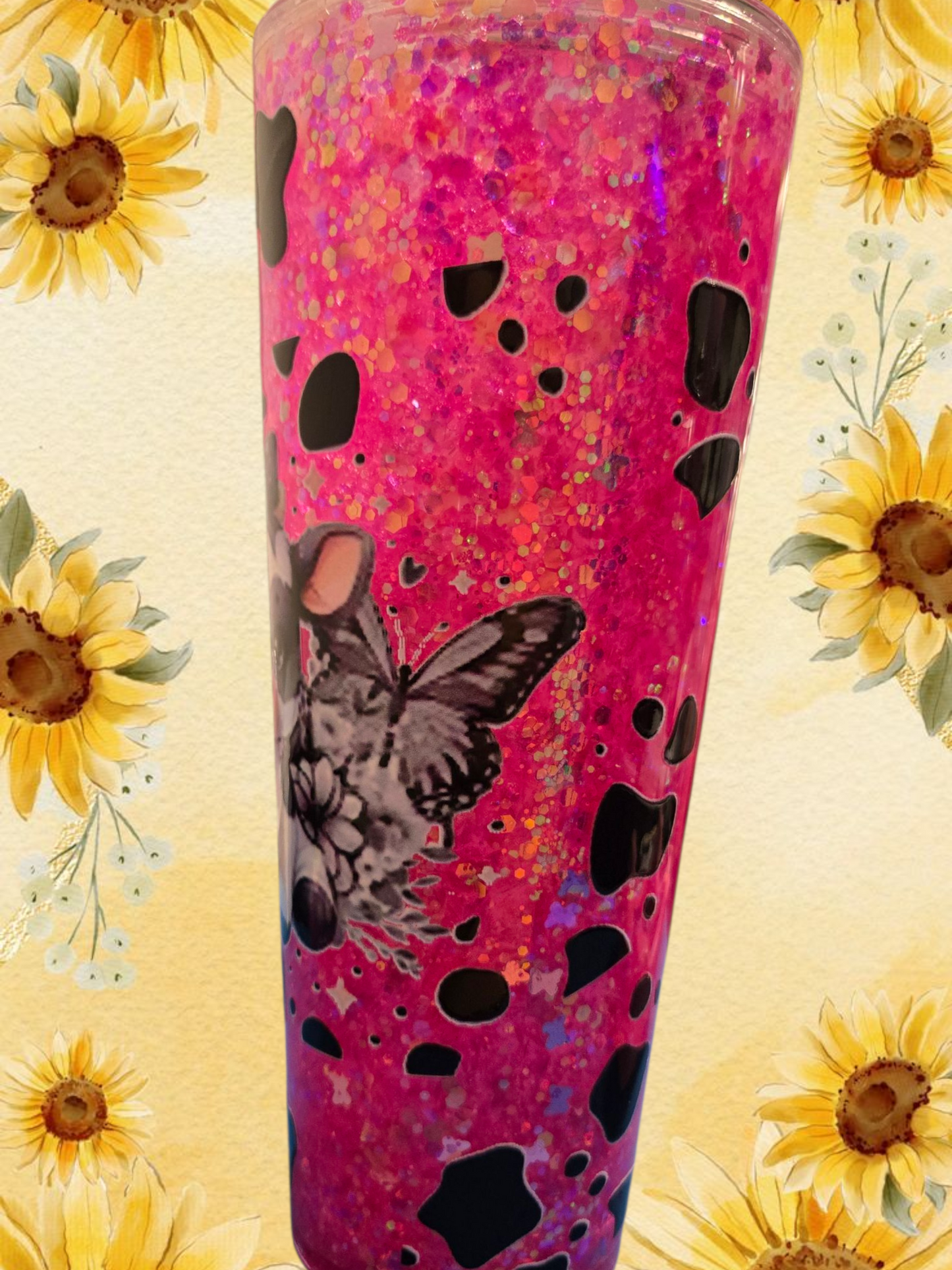🌸🐮 Sparkly Cow Snow Globe Tumbler 🐮🌸